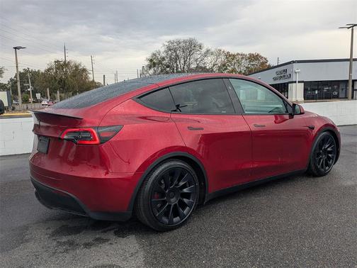 2024 Tesla Model Y Long Range Dual Motor All-Wheel Drive