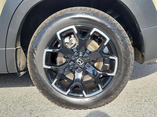 Sand Metallic 2025 Mazda CX-50 2.5 Turbo Meridian Edition