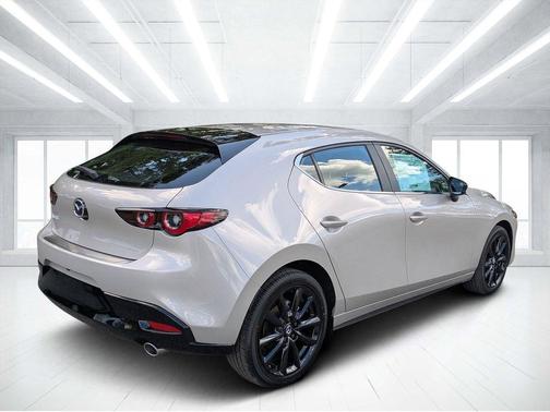 Platinum 2026 Mazda Mazda3 2.5 S Select Sport