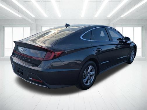 2021 Hyundai SONATA SE