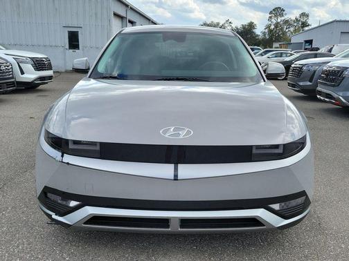 Cyber Gray 2024 Hyundai IONIQ 5 SEL