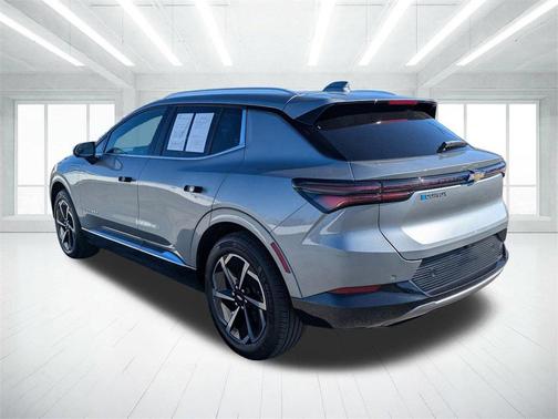 2025 Chevrolet Equinox EV LT