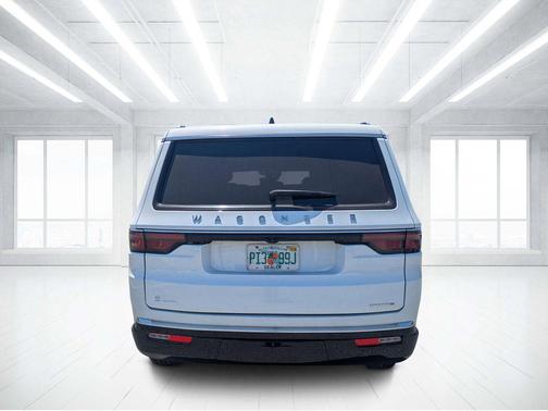 Bright White Clearcoat 2024 Jeep Wagoneer Series II 4x4