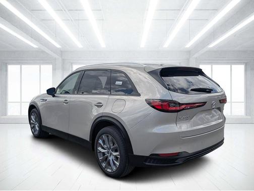 Platinum Quartz 2026 Mazda CX-90 3.3 Turbo Preferred