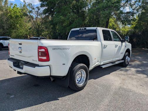 Pearl White 2024 RAM 3500 Laramie Crew Cab 4x4 8' Box