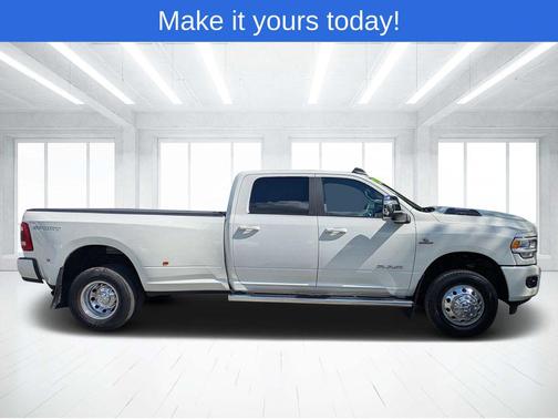 Pearl White 2024 RAM 3500 Laramie Crew Cab 4x4 8' Box