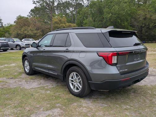 Gray Metallic 2025 Ford Explorer Active