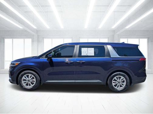 Deep Chroma Blue 2024 Kia Carnival LX
