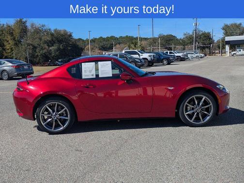 2022 Mazda MX-5 Miata RF Grand Touring