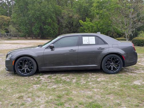 Granite Crystal Metallic Clearcoat 2019 Chrysler 300 S