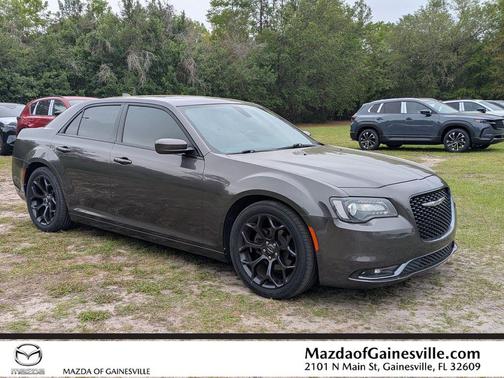 Granite Crystal Metallic Clearcoat 2019 Chrysler 300 S