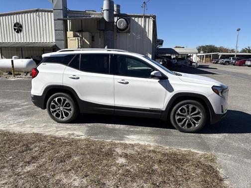 2020 GMC Terrain SLT