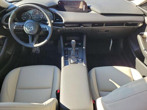 Snowflake White Pearl Mica 2026 Mazda Mazda3 FWD w/Preferred Package