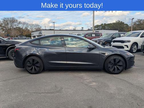 2025 Tesla Model 3 Long Range