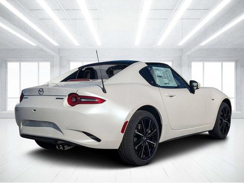 2025 Mazda MX-5 Miata RF Grand Touring