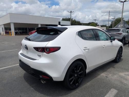 Snowflake White Pearl Mica 2026 Mazda Mazda3 2.5 Turbo AWD