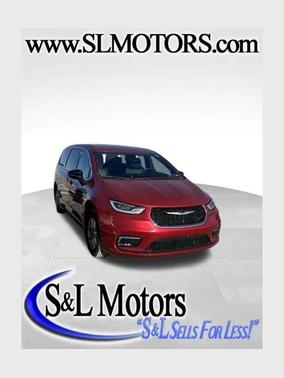 2025 Chrysler Pacifica Select