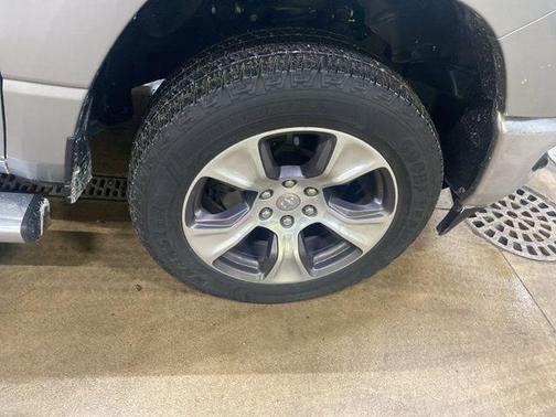 2023 RAM 1500 Lone Star Crew Cab 4x4 57' Box