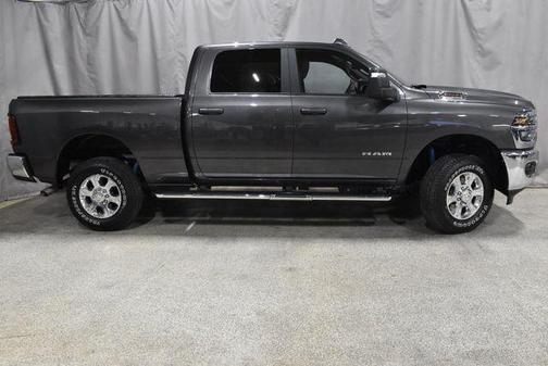2025 RAM 2500 Big Horn Crew Cab 4x4 64' Box