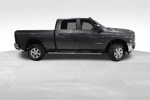 2025 RAM 2500 Big Horn Crew Cab 4x4 64' Box