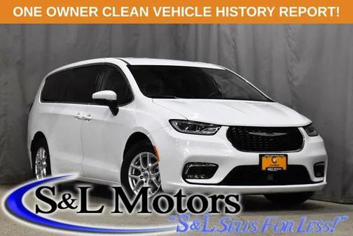 2023 Chrysler Pacifica Touring L