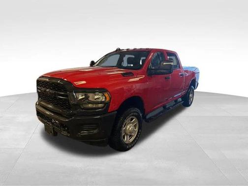 2024 RAM 2500 Tradesman Crew Cab 4x4 64' Box