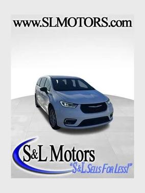 2025 Chrysler Pacifica Select