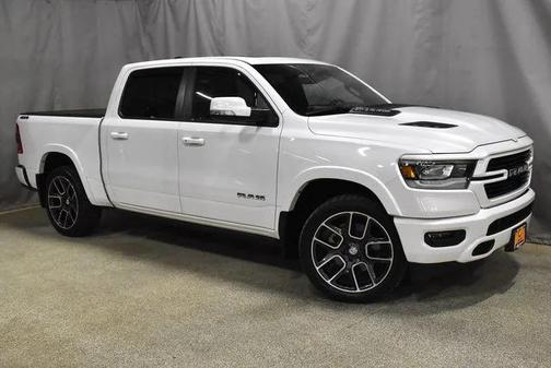 2019 RAM 1500 Laramie Crew Cab 4x4 57' Box