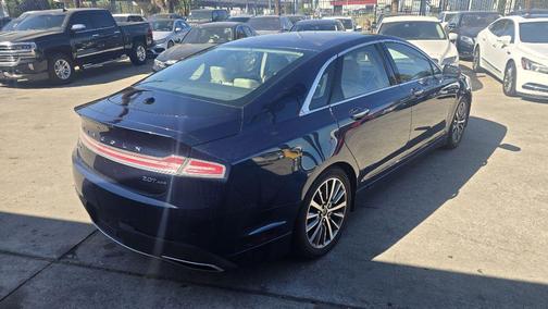 2017 Lincoln MKZ Base