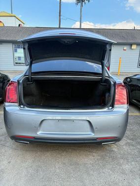 2018 Chrysler 300 S
