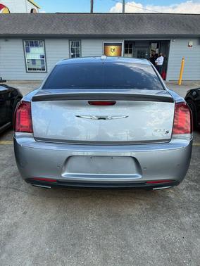 2018 Chrysler 300 S