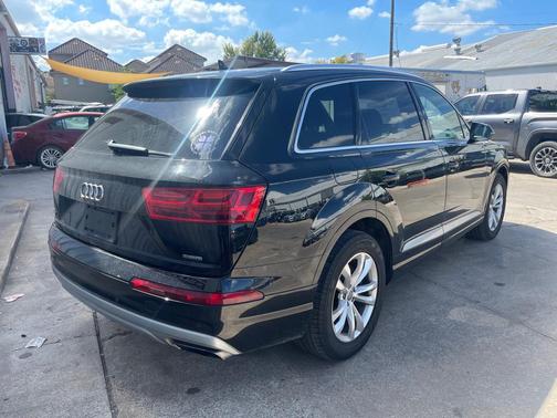 2017 Audi Q7 2.0T Premium