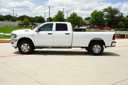 Bright White Clearcoat 2025 RAM 2500 Tradesman Crew Cab 4x4 8' Box