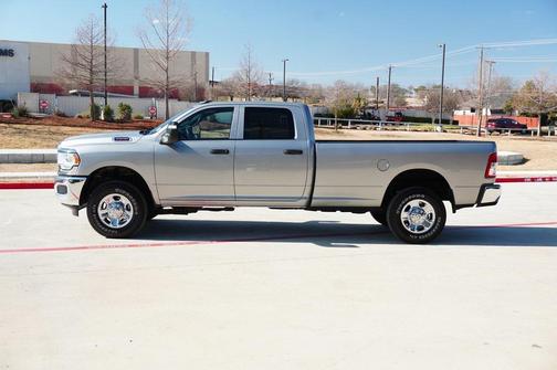 2024 RAM 2500 Tradesman Crew Cab 4x4 8' Box