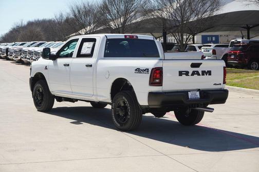 2026 RAM 2500 Tradesman Crew Cab 4x4 6'4' Box