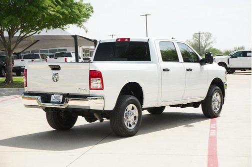 2024 RAM 2500 Tradesman Crew Cab 4x4 6'4' Box