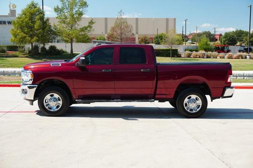 2024 RAM 2500 Tradesman Crew Cab 4x4 6'4' Box