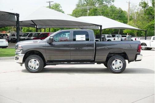 2025 RAM 2500 Tradesman Crew Cab 4x4 6'4' Box