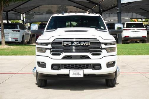 2025 RAM 3500 Laramie Crew Cab 4x4 8' Box