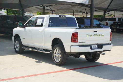 Bright White Clearcoat 2026 RAM 2500 Laramie Crew Cab 4x4 6'4' Box