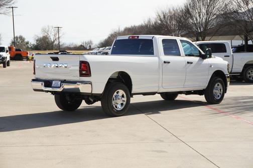 2026 RAM 2500 Tradesman Crew Cab 4x4 8' Box