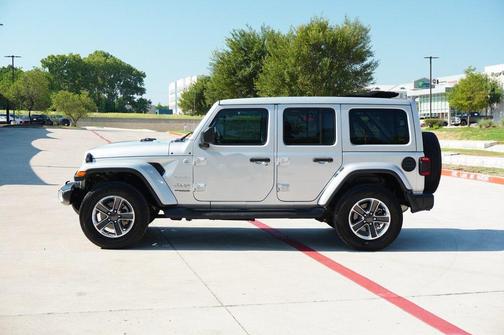 2022 Jeep Wrangler Unlimited Sahara