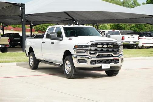 2025 RAM 2500 Tradesman Crew Cab 4x4 8' Box