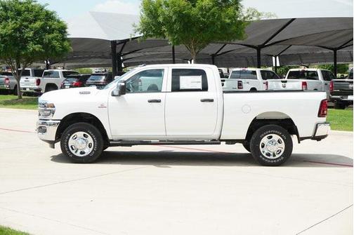2025 RAM 2500 Tradesman Crew Cab 4x4 6'4' Box