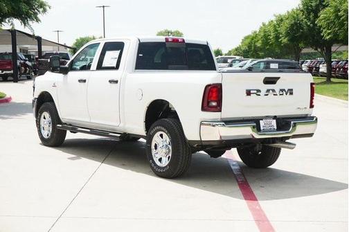 2025 RAM 2500 Tradesman Crew Cab 4x4 6'4' Box