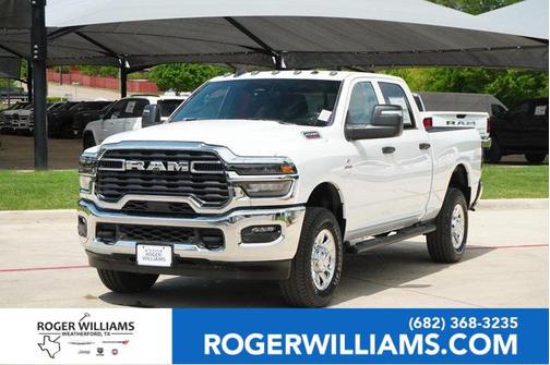 2025 RAM 2500 Tradesman Crew Cab 4x4 6'4' Box