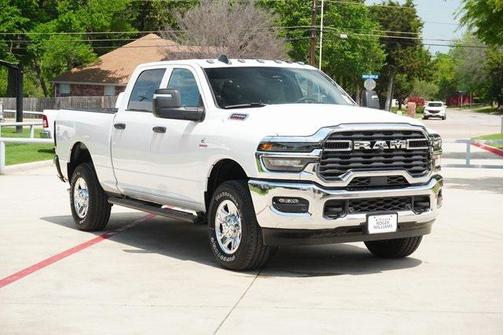 2025 RAM 2500 Tradesman Crew Cab 4x4 6'4' Box
