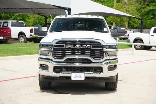 2025 RAM 2500 Tradesman Crew Cab 4x4 6'4' Box