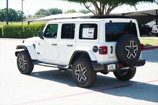 2025 Jeep Wrangler 4-Door Sahara 4x4