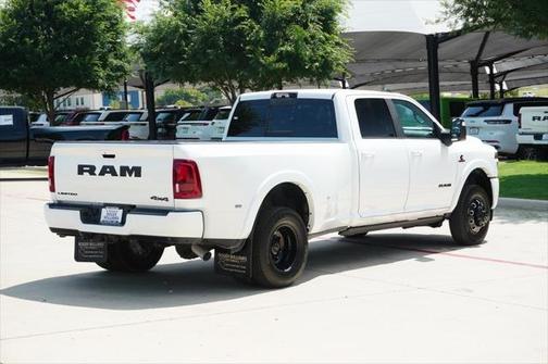 2025 RAM 3500 Limited Crew Cab 4x4 8' Box
